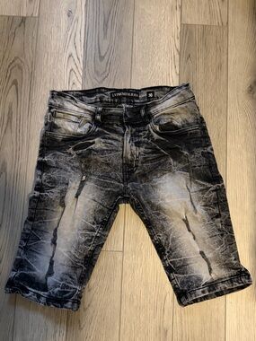 LV Premium Jean Men’s Black Washed Distressed Shorts